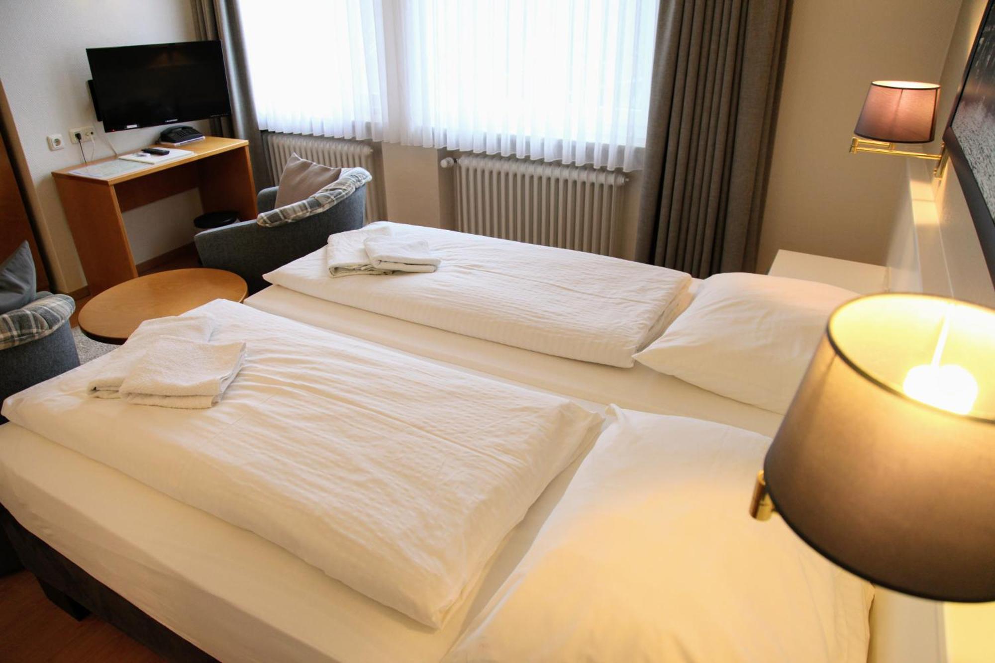 Hotel Garni Landgasthof Luechau Mussen  ภายนอก รูปภาพ