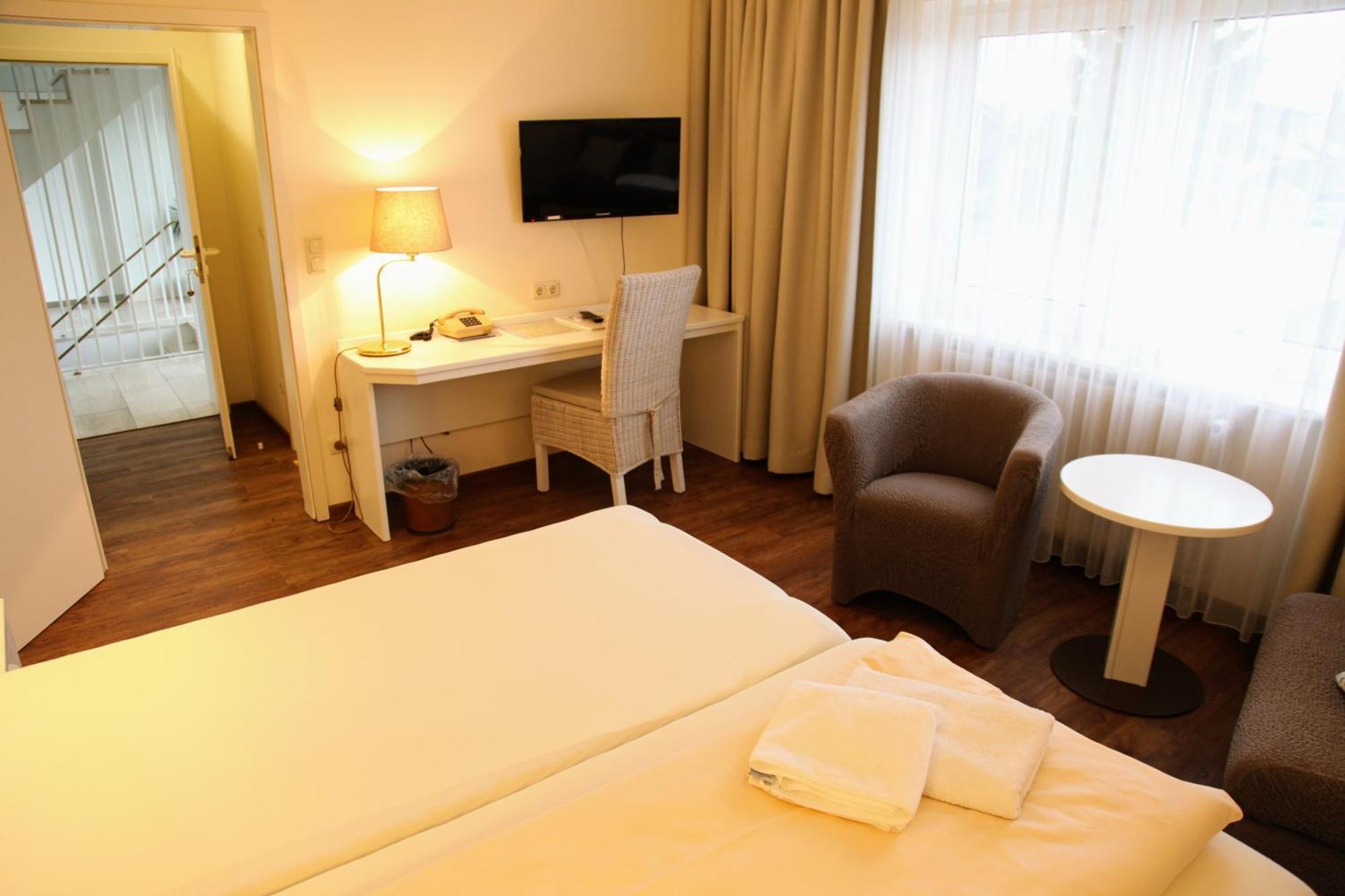 Hotel Garni Landgasthof Luechau Mussen  ภายนอก รูปภาพ